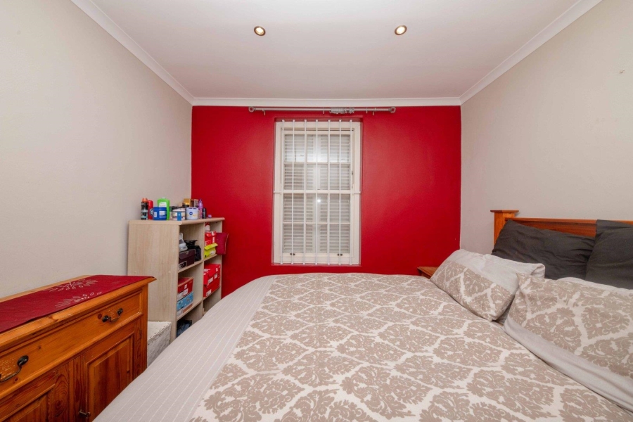 To Let 1 Bedroom Property for Rent in Rondebosch Western Cape